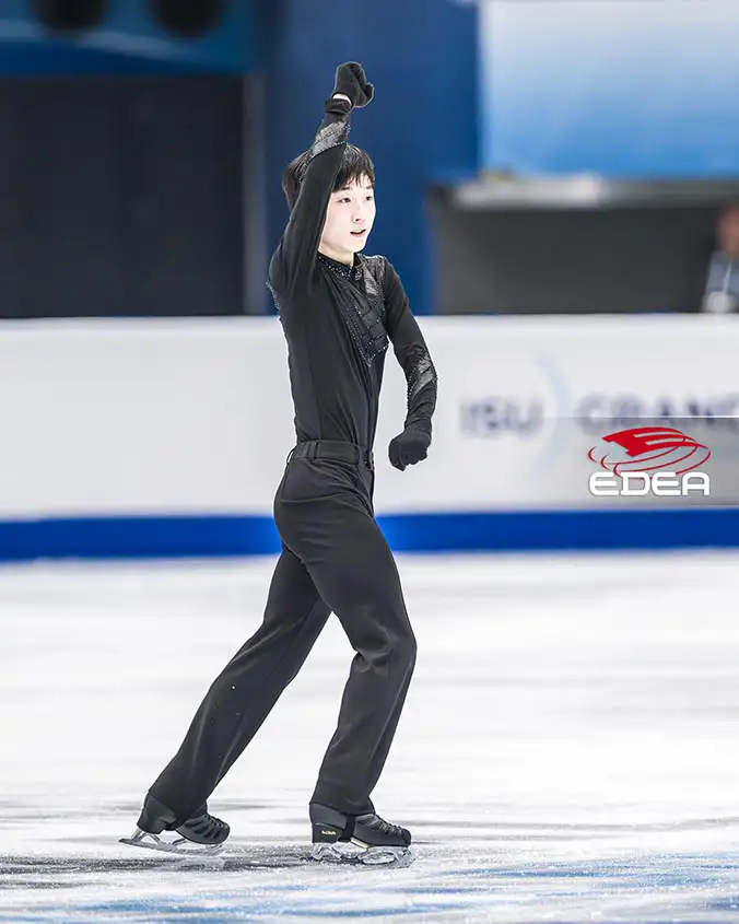 Ice Gallery Skates U.S.